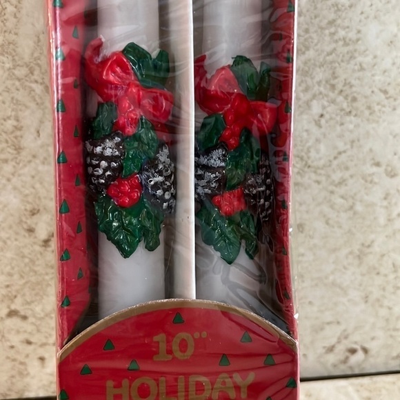 Christmas Vintage Taper Holiday Embossed Candles NOS - Picture 7 of 7